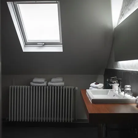 La Passion Interdite