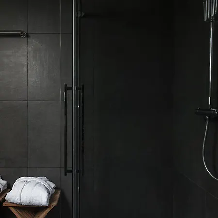 La Passion Interdite